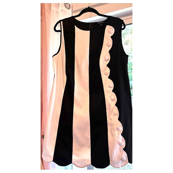 NWT-Smak Parlour-Sz 1X-black & white stripe scallop mini dress 🖤🤍🖤 - Picture 2 of 5